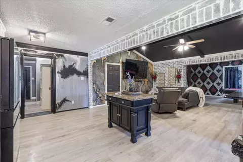 Entry Way - 6714 E County Rd 110, Midland, TX 79706 photo 1 of 8