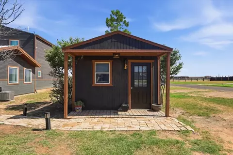Exterior - 6714 E County Rd 110, Midland, TX 79706 photo 24 of 27