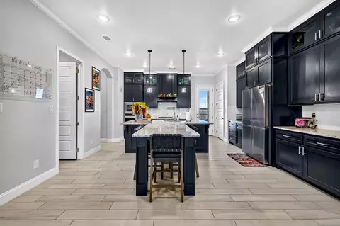 Kitchen - 5707 Delaney, Midland, TX 79707 photo 2 of 10