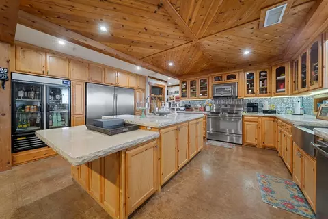 Kitchen - 108 Clay Rd, Big Spring, TX 79720 photo 4 of 5