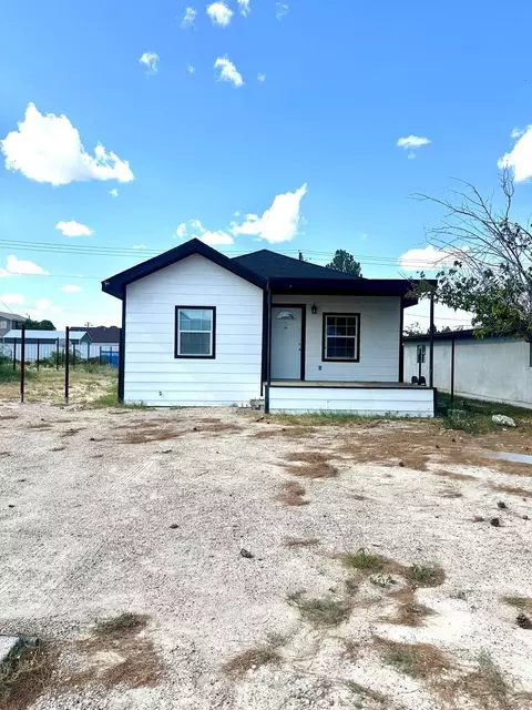 1004 W Sherer St, Fort Stockton, TX 79735