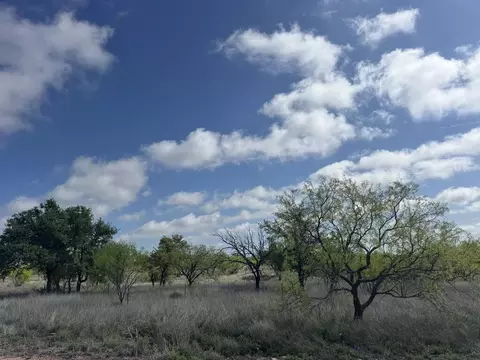 1061 Valley View Spur, Menard, TX 76859