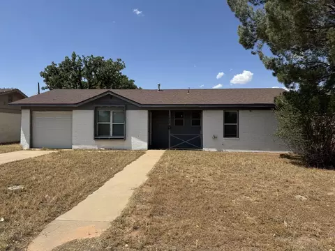 1815 E Oak St, Midland, TX 79701
