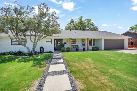 2609 W Shandon Ave, Midland, TX 79705