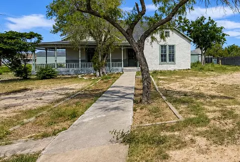301 N Rooney St, Fort Stockton, TX 79735