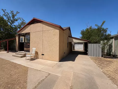 Exterior - 1403 E 11th Pl, Big Spring, TX 79720 photo 4 of 4