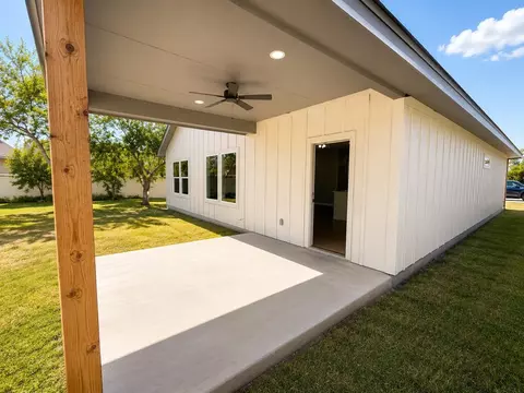 Exterior - 502 E 12th St, Big Spring, TX 79720 photo 3 of 4