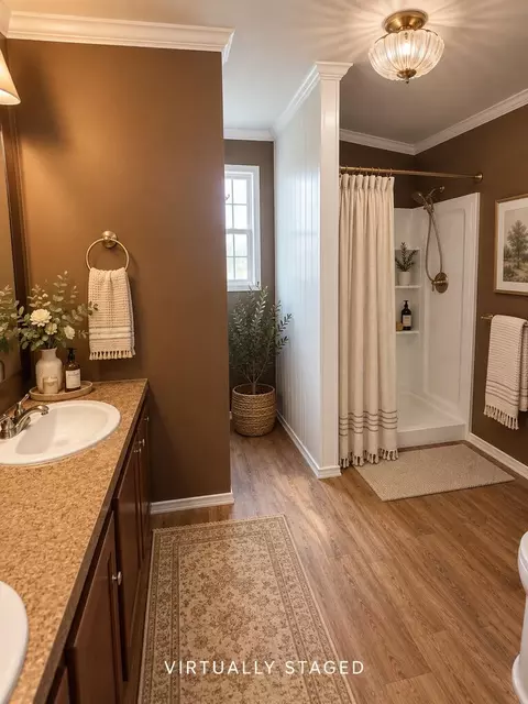 Bath - 200 S St Peter, Stanton, TX 79782 photo 3 of 5