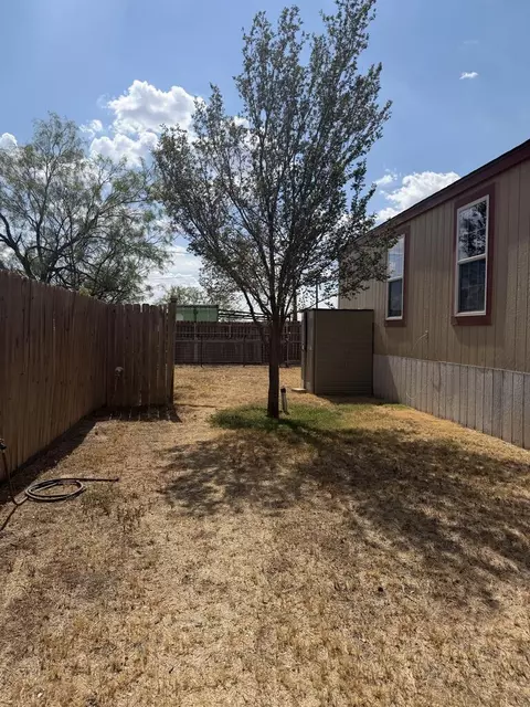 Exterior - 200 S St Peter, Stanton, TX 79782 photo 2 of 5
