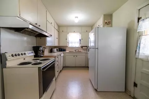 Kitchen - 2301 40th St, Snyder, TX 79549 photo 1 of 2