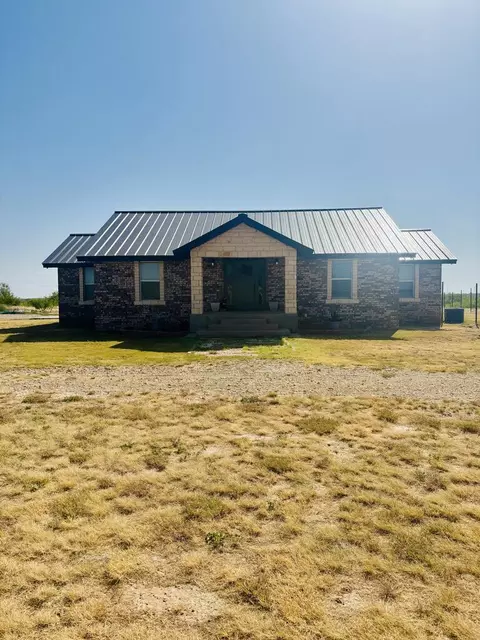10270 County Rd 3109, Ira, TX 79527