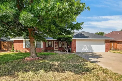 3303 Crestmont Dr, Midland, TX 79707