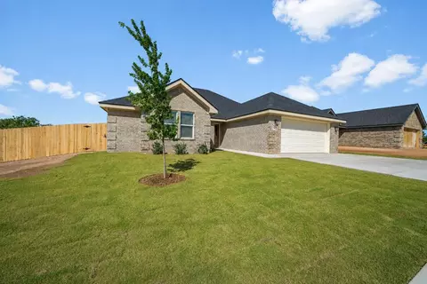 Exterior - 611613 Ridgeroad Dr, Big Spring, TX 79720 photo 2 of 6