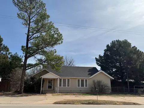 724 Hickory St, Colorado City, TX 79512
