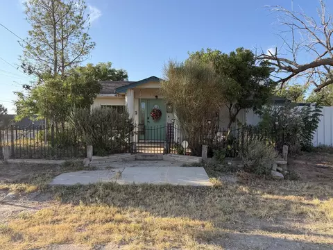 1204 Houston, Midland, TX 79701