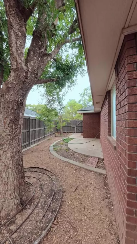 Exterior - 3501 Mark Ln, Midland, TX 79707 photo 8 of 11
