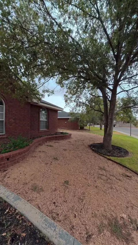 Exterior - 3501 Mark Ln, Midland, TX 79707 photo 4 of 11