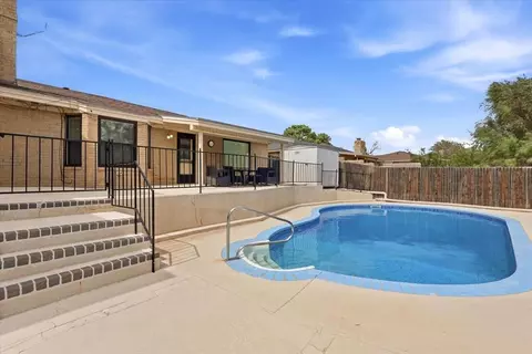 Exterior - 2715 Coronado Ave, Big Spring, TX 79720 photo 7 of 22