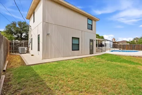 Exterior - 2715 Coronado Ave, Big Spring, TX 79720 photo 11 of 22