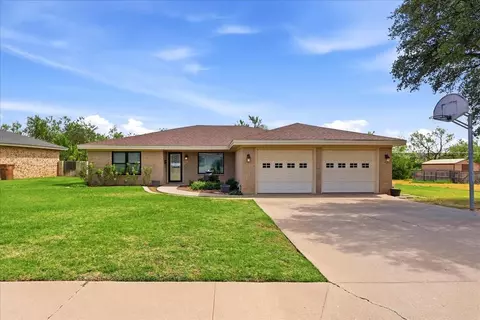 Exterior - 2715 Coronado Ave, Big Spring, TX 79720 photo 17 of 22