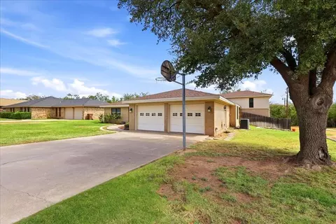 Exterior - 2715 Coronado Ave, Big Spring, TX 79720 photo 15 of 22
