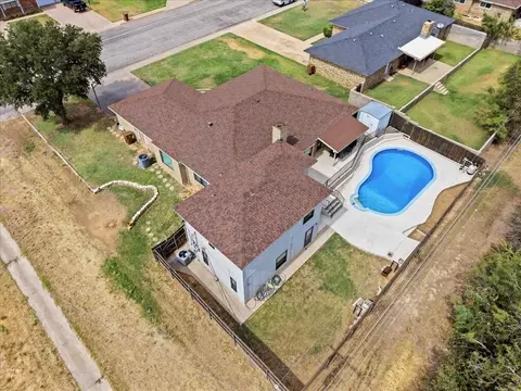 View/Area - 2715 Coronado Ave, Big Spring, TX 79720 photo 12 of 19