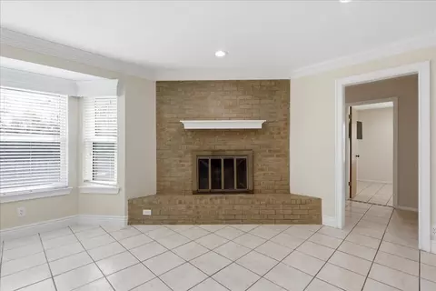Living - 2715 Coronado Ave, Big Spring, TX 79720 photo 1 of 10