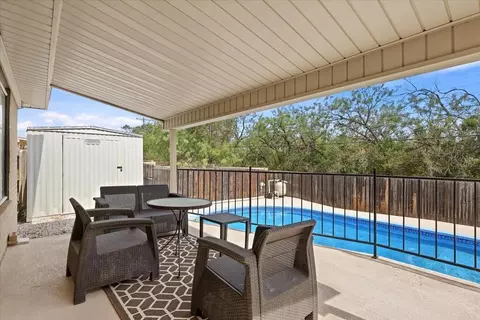 Exterior - 2715 Coronado Ave, Big Spring, TX 79720 photo 4 of 22