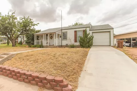 104 Canyon Dr, Big Spring, TX 79720