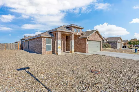 6718 Spur Dr, Midland, TX 79705