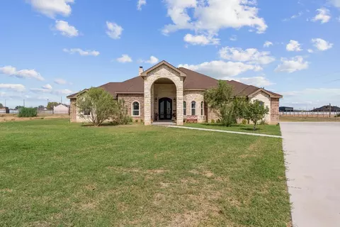 561 Angel Trl, Odessa, TX 79766