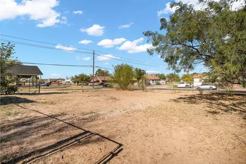 Exterior - 206 E 16th St, Big Spring, TX 79720 photo 7 of 8