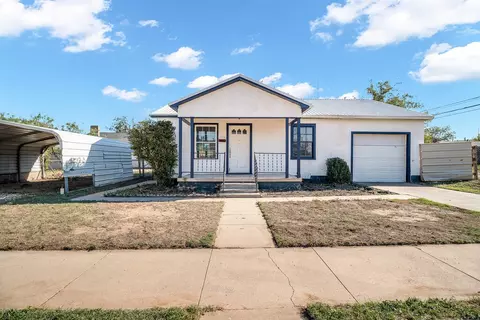 Exterior - 206 E 16th St, Big Spring, TX 79720 photo 6 of 8