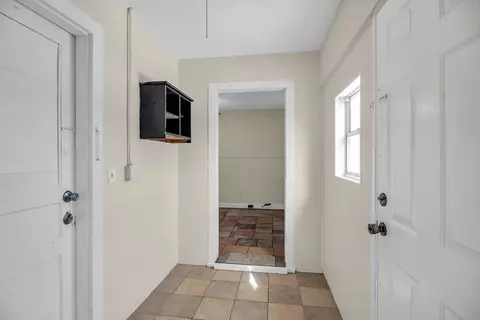 Entry Way - 206 E 16th St, Big Spring, TX 79720 photo 2 of 2