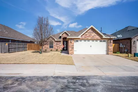 1211 Overshine Ln, Midland, TX 79705