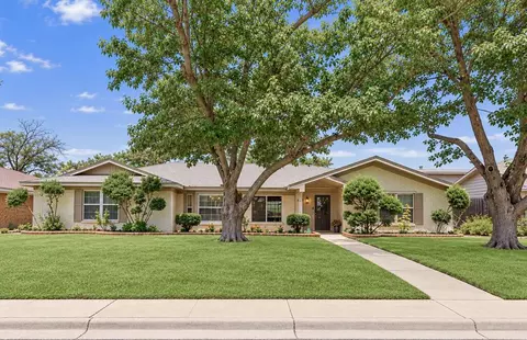 2826 Stutz Ct, Midland, TX 79705