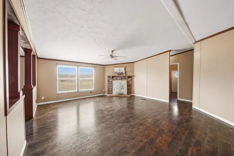 Living - 1601 Todd Rd, Big Spring, TX 79720 photo 7 of 8