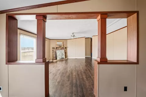 Living - 1601 Todd Rd, Big Spring, TX 79720 photo 6 of 8