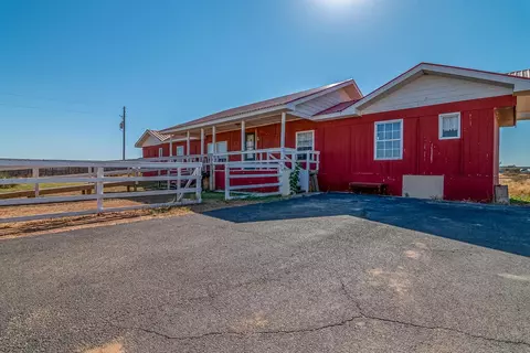 1011 N County Rd 1105, Midland, TX 79706