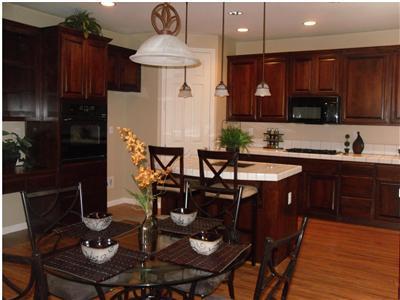 3817 Banyan Tree Dr, Modesto, CA 95355 photo 2