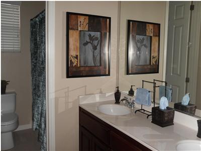 3817 Banyan Tree Dr, Modesto, CA 95355 photo 9