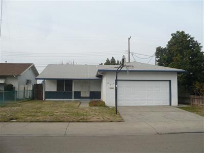 919 Lloyd St, Lodi, CA 95240 photo 1