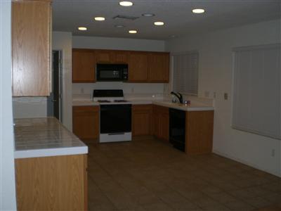 4471 Excelsior Rd, Mather, CA 95655 photo 3