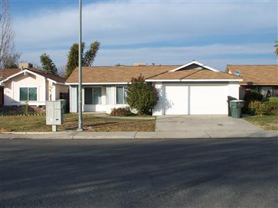 1949 Robertson Rd, Modesto, CA 95351 photo 1