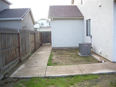 1808 Monterey Pine Ave, Ceres, CA 95307 photo 9