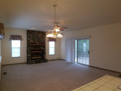 19122 Tannahill Ct, Groveland, CA 95321 photo 3