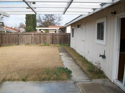 555 Robert Ave, Ripon, CA 95366 photo 7