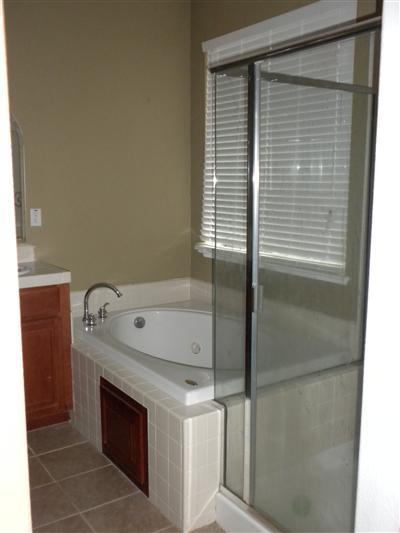 111 Shea Ct, Tracy, CA 95377 photo 8