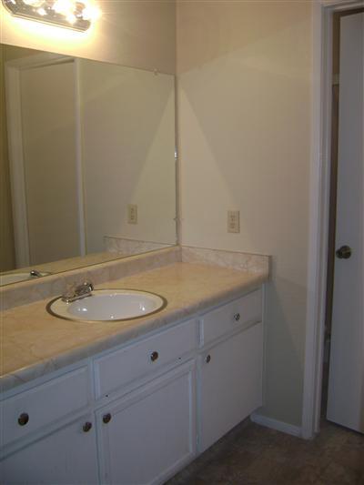 808 Chalone Dr, Modesto, CA 95358 photo 9