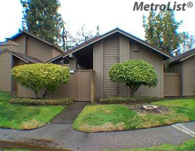 203 E Ranch Rd, Sacramento, CA 95825 photo 1